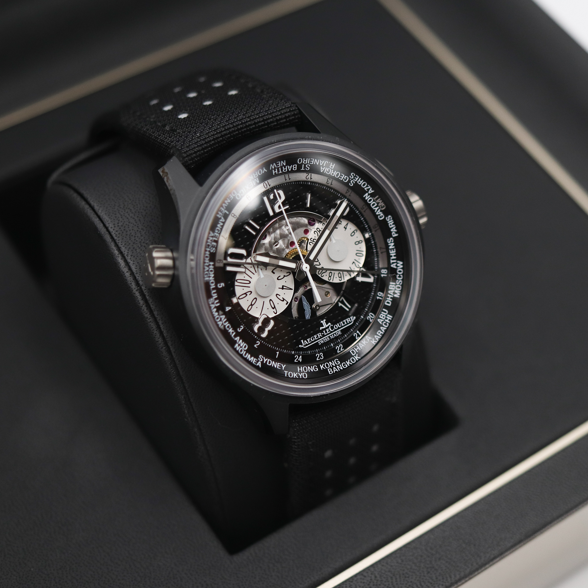 Jaeger lecoultre master shop chronograph aston martin