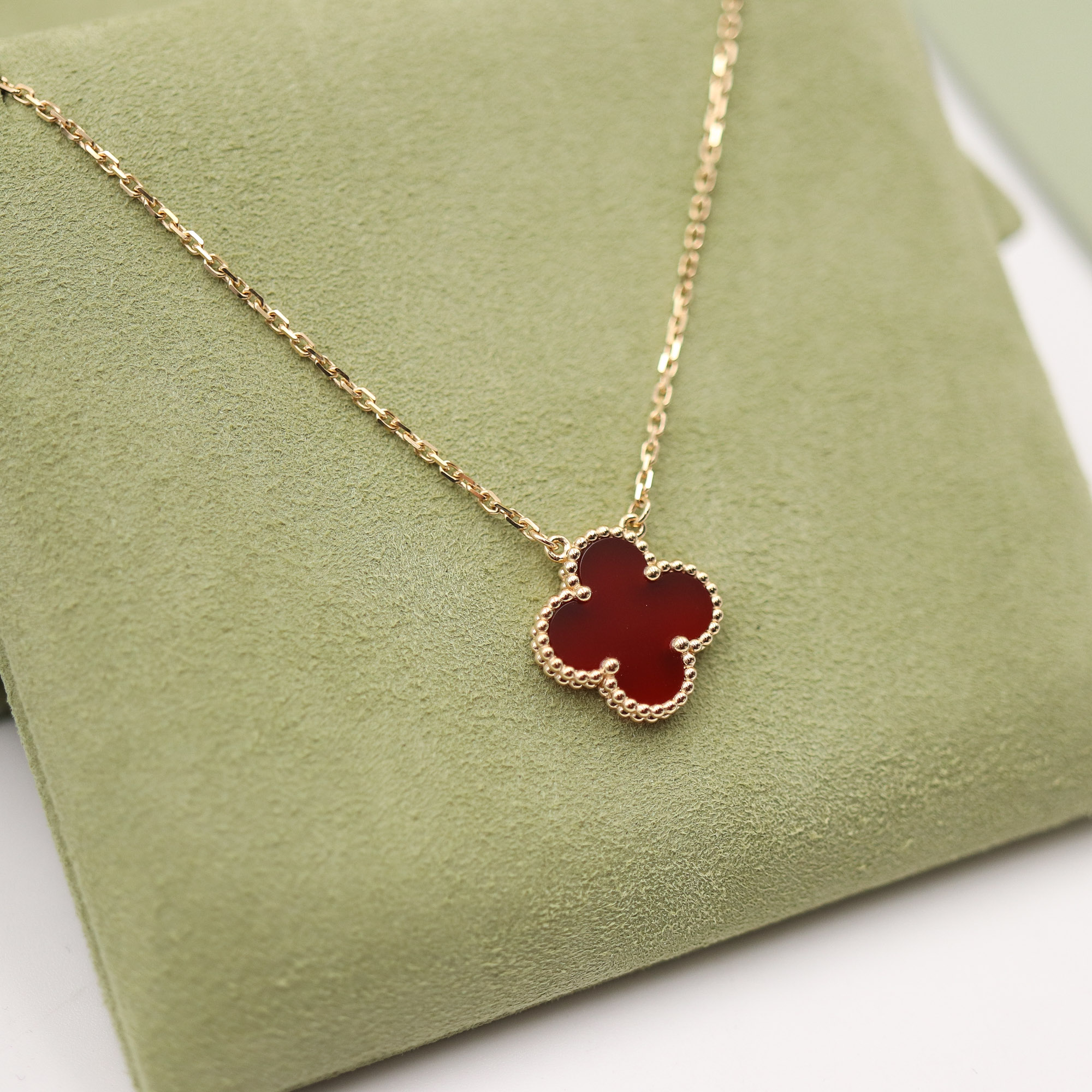 Van Cleef & Arpels Vintage Alhambra pendant