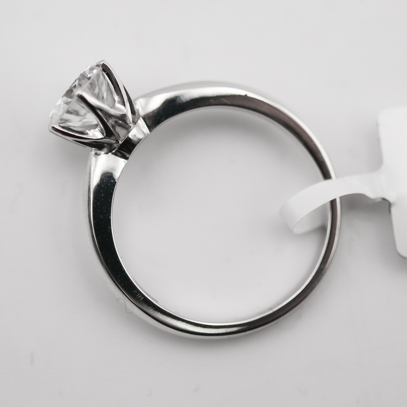 Jewellery Engagement Ring in White Gold