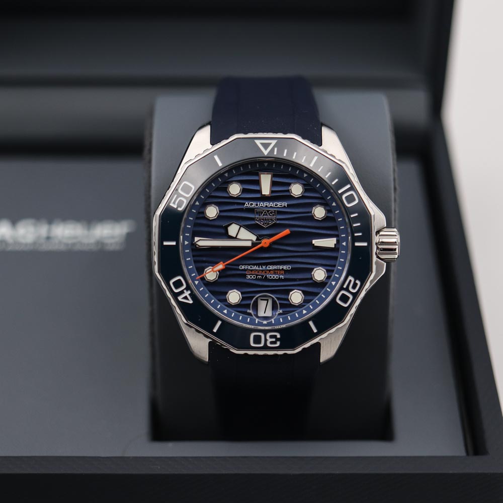 Tag Heuer Aquaracer Professional 300 Date