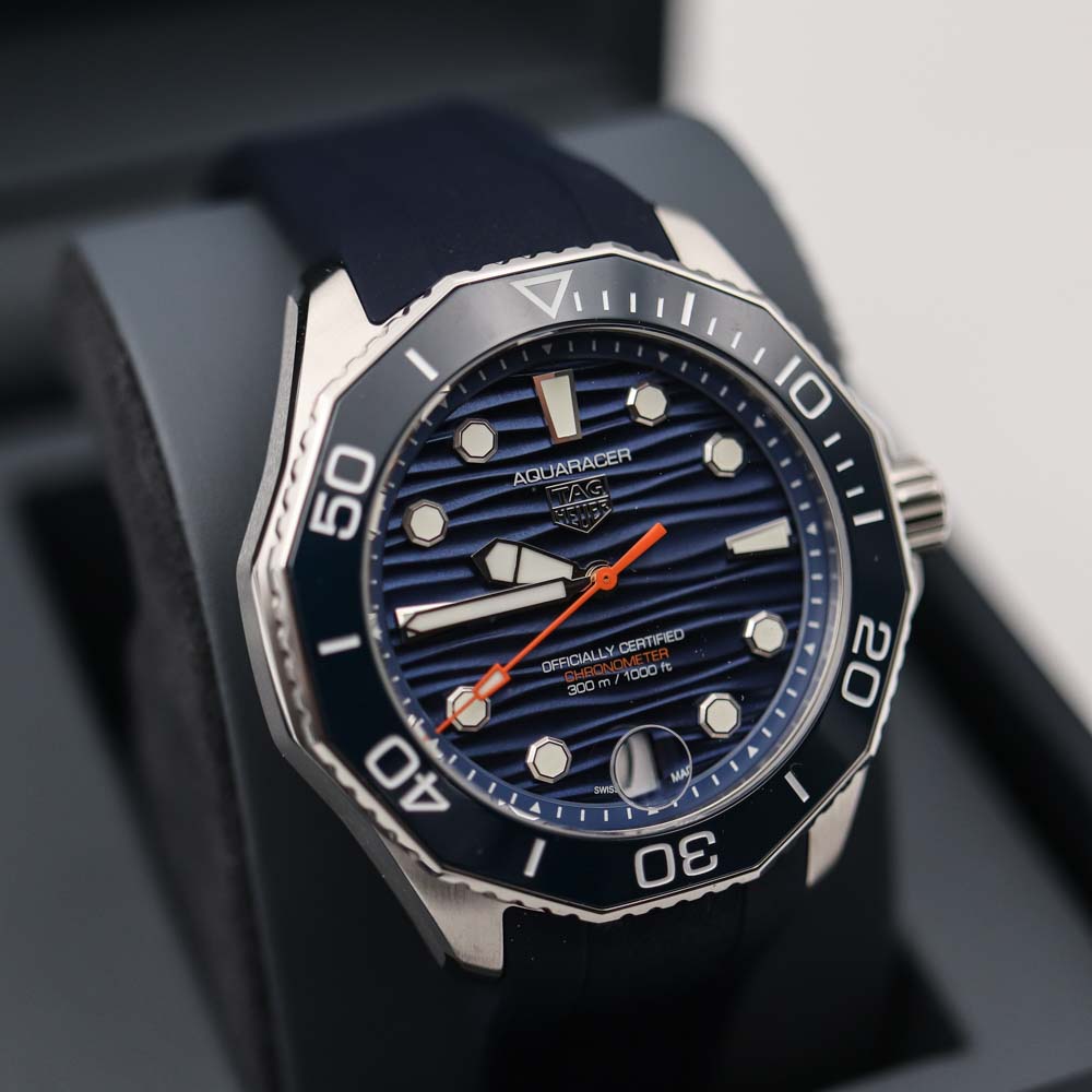 Tag Heuer Aquaracer Professional 300 Date