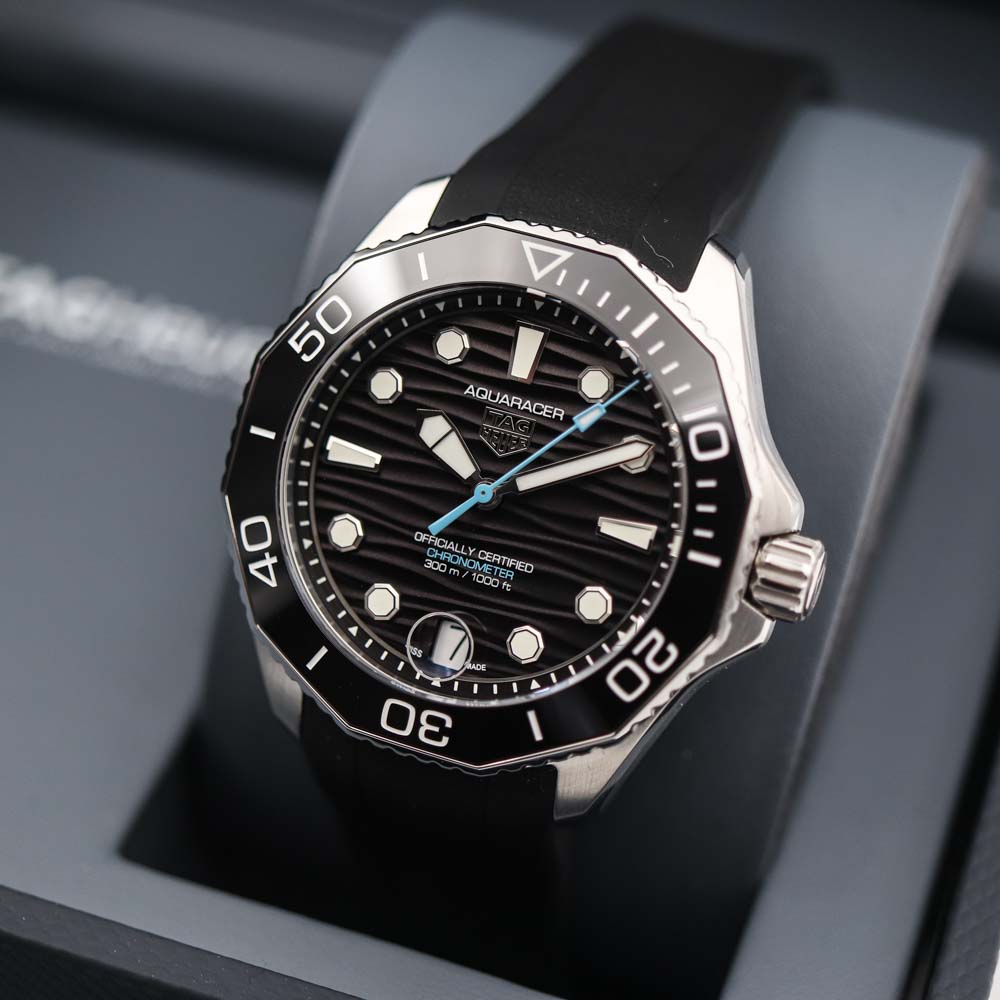 Tag Heuer Aquaracer Professional 300 Date