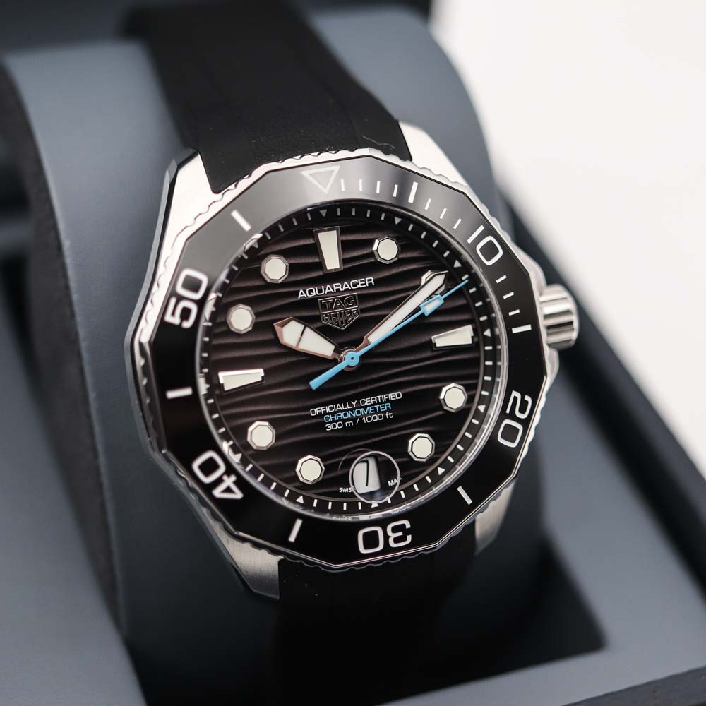 Tag Heuer Aquaracer Professional 300 Date