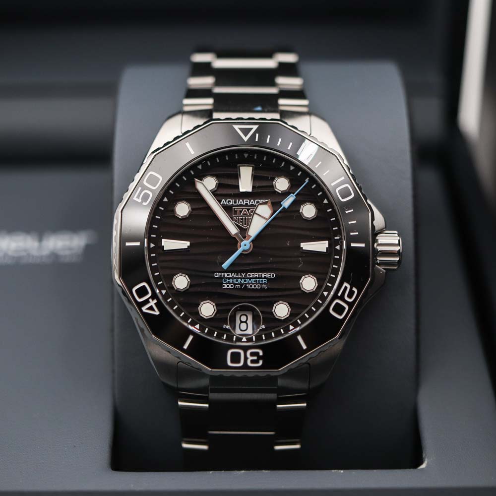 Tag Heuer Aquaracer Professional 300 Date