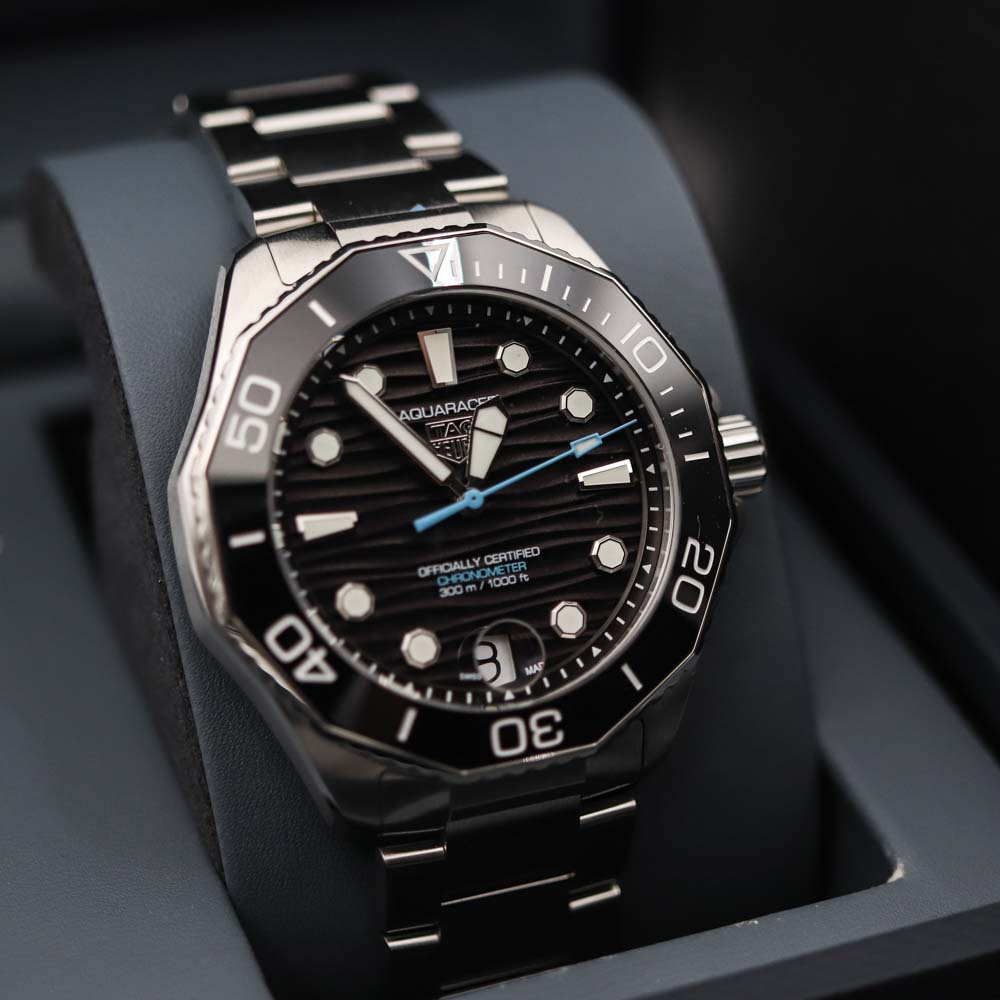 Tag Heuer Aquaracer Professional 300 Date