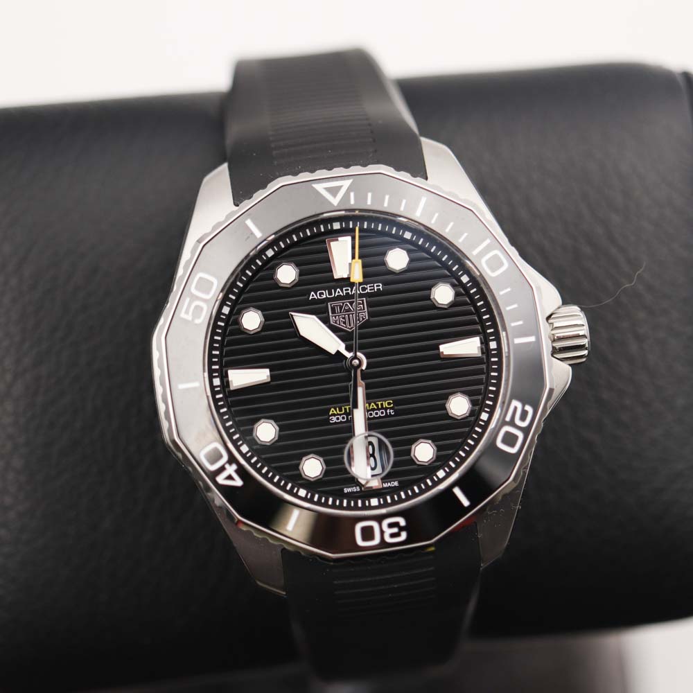 Tag Heuer Aquaracer Professional 300 Date