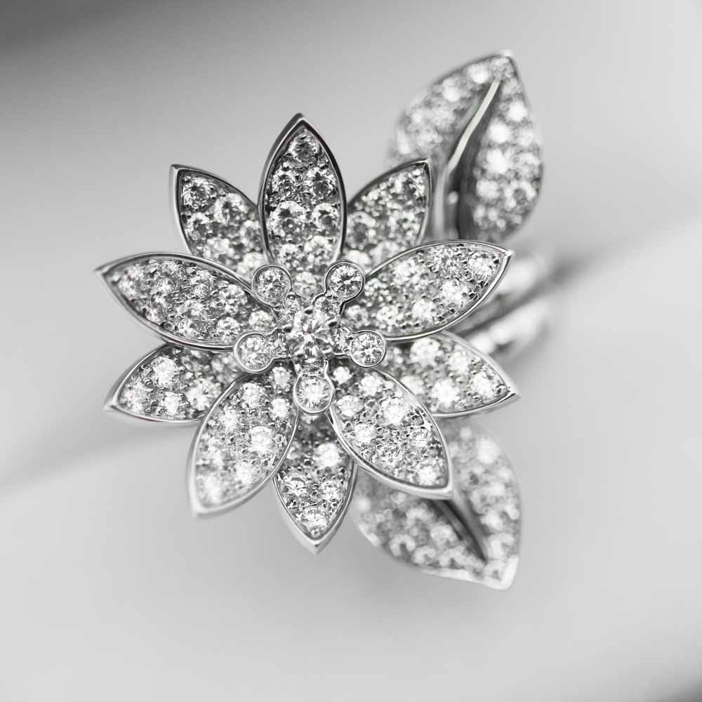 Van Cleef & Arpels Lotus Between Ring