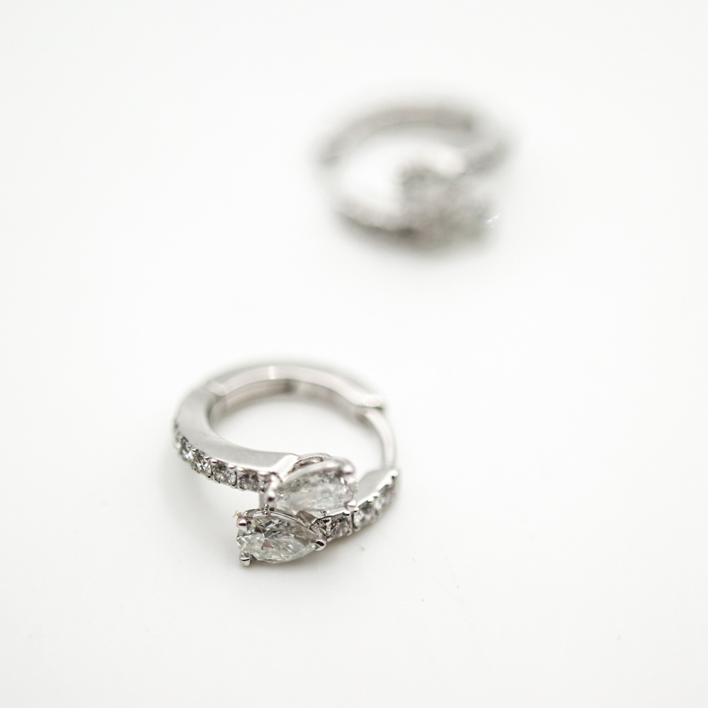 Graff Duet Diamond Hoop Earrings
